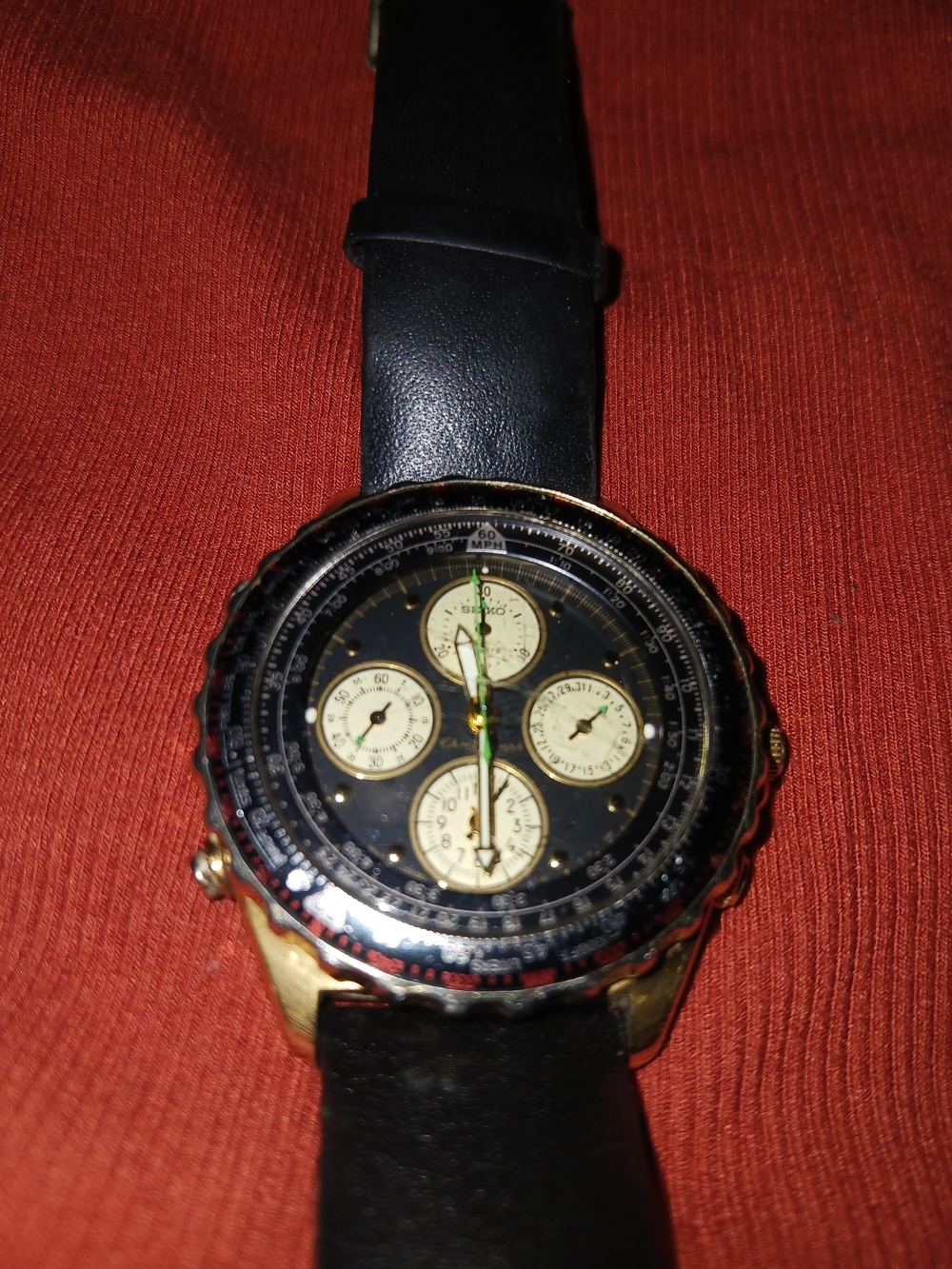Seiko Flightmaster 7T34-6A09 Black and Gold Chronograph Wristwatch